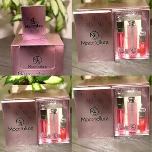 Lip Gloss Set - Pink and Red 1set